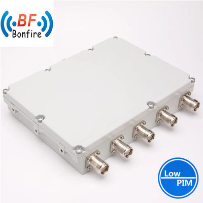 4.3-10 F Διασύνδεση DIN-F RF Triplexer Triple Band Combiner 380-2700MHz Γκρι/Κόκκινο/Μαύρο