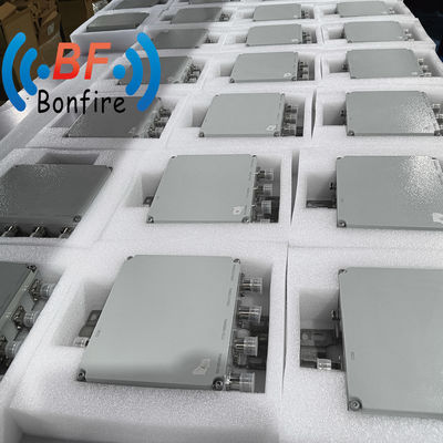 Τετρασύρματος συνδυαστής 1710-2700MHz RF Duplexer Low Pim -160dbc RF ευρυζωνική για ασύρματη