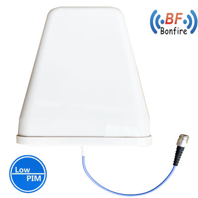 698-2700MHz Διπλή Πολωμένη 4G LTE Πίνακα Κατευθυντικό Κελί Εξωτερική Ασύρματη Αντένα