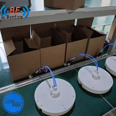 Εντός χώρου 12dBi Gain N Female Connector 3300-4000MHz 5g LTE εξωτερική αντεννή