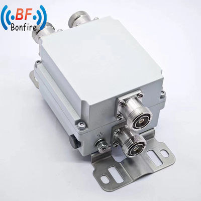 Εσωτερική/εξωτερική διεπαφή IP65 4.3-10 F / DIN-F/DIN F RF συνδυαστής τετραπλέξερ 2300-2700MHz