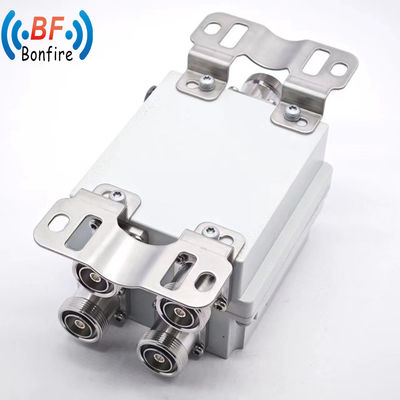 1710-1880/1920-2170/2300-2700MHz RF ευρυζωνικότητα 5g Duplexer 4.3-10 Γυναίκα -153dbc IP67