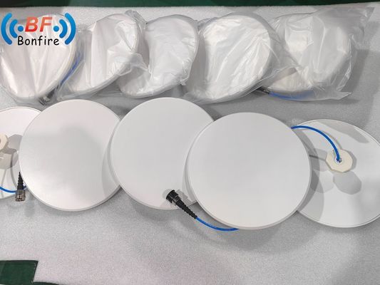 Προσαρμοσμένη Omni Ceiling Antenna Siso 698-4000MHz 4G 5g High Gain Mobile WiFi Αντένα