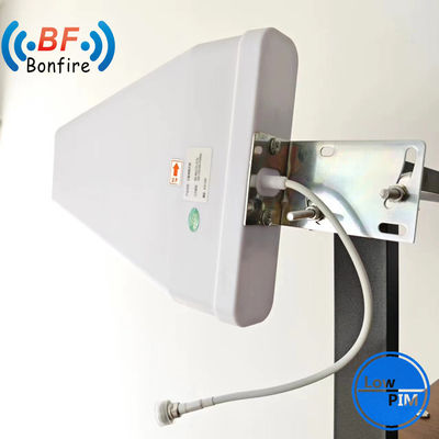 Wide Band Indoor Omni Antenna 698-4000MHz 3G/4G/GSM/LTE Λευκό με N θηλυκό σύνδεσμο