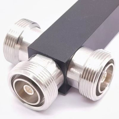 Υπερ ευρυζωνική ζώνη 2/3/4 Way Low Pim Reactive High Power Splitter 698-3800MHz DIN F