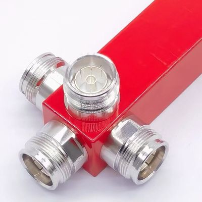 4 Way Low Pim Reactive High Power Splitter 698-3800MHz 4,3-10 F Γκρι/Κόκκινο/Μαύρο/Παρασκευασμένο