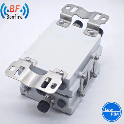 1710-2170MHz 2300-2690MHz 2 σε 1 εκτός RF Συνδυασμός Δίπλεξας Δυναμικού Συνδυαστή 4310 Συνδετήρα