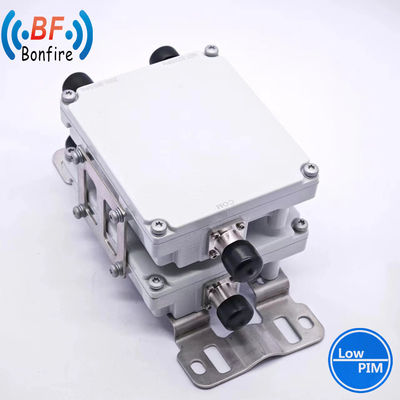 HLQ-XXXXX Δύοδεκτός συνδυασμός Duplexer 1710-2170MHz 2300-2690MHz με προστασία IP65