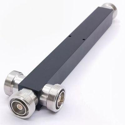 Μαύρο Ultra Wideband 2/3/4 Way Low Pim Αντιδραστικό High Power Splitter 698-4200MHz DIN F