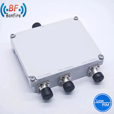 Σύνδεσμος χαμηλής πίμ VHF UHF Duplexer για κάλυψη δικτύου 1710-2170 MHz 2300-2690 MHz