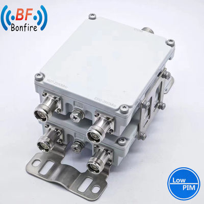1710-2170MHz 2300-2690MHz Τριπλέξερ Ραδιοσυχνότητα Τριπαδική ραδιοσυχνότητα RF Low Pim Combiner SMA Γυναίκα