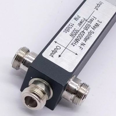 Πακέτο Ακαθάριστο βάρος 0,410kg 698-4000MHz 3οδική διάσπαση ισχύος παλμού για Das Ibs N-F