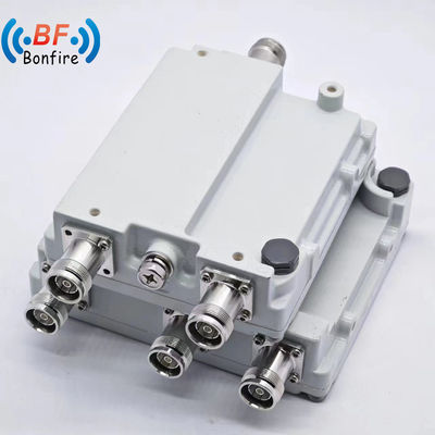 5g Mul Combiner Diplexer Triplexer Δύο ζώνες συνδυασμός 1710-1880 1920-2170 2300-2400 2500-2700MHz Κόκκινο