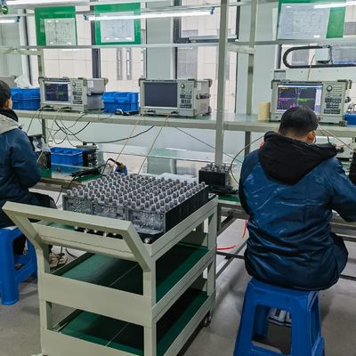 Ibs/Das Συνολική ικανότητα εκτέλεσης έργου 350-3800MHz 4.3-10 F τύπου διαχωριστής ισχύος παλμού