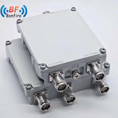 Δίδυμο διπλέξερ 1710-1880 1920-2170 2300-2400 2500-2700MHz Τριπλέξερ με συμβατότητα Aisg