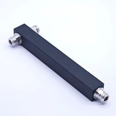 GFQ-0740-X7701 698-3800MHz Δυστρόφιος αντιδραστικός διαχωριστής ισχύος με σύνδεσμο N-F IP65