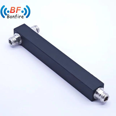 Κατώτατο Pim 2 Way Power Splitter 698-3800MHz N Γυναίκα Αντιδραστική με GFQ-0738-X7701 μοντέλο