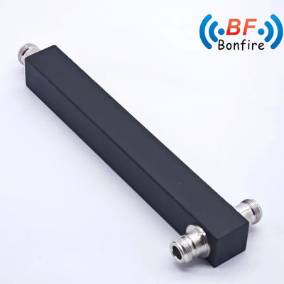 Κατώτατο Pim 2 Way Power Splitter 698-3800MHz N Γυναίκα Αντιδραστική με GFQ-0738-X7701 μοντέλο