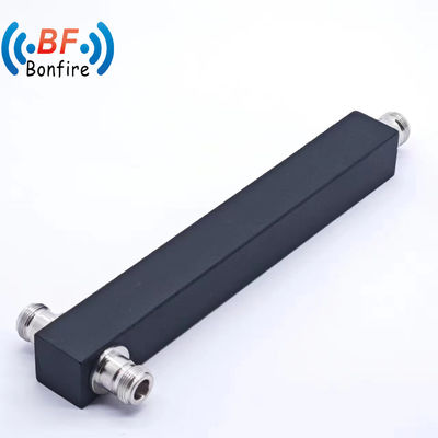 Κατώτατο Pim 2 Way Power Splitter 698-3800MHz N Γυναίκα Αντιδραστική με GFQ-0738-X7701 μοντέλο