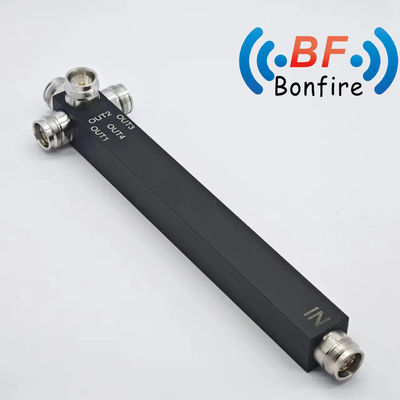 Υποστήριξη πολλαπλών ζώνων 698-4200MHz 4 Way Reactive Power Splitter IP65 με GFQ-0740-X7701