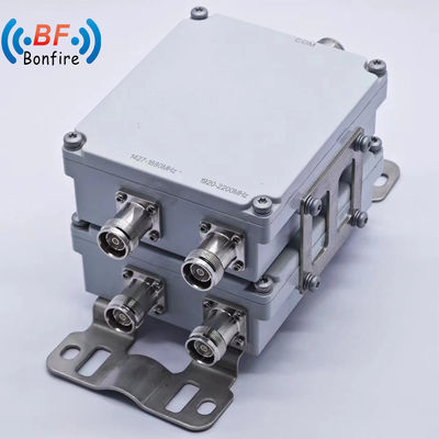 1710-2170MHz 2300-2700MHz Τριπλέξερ με χαμηλό Pim -160dbc RF διπλέξερ και 4.3-10-F συνδετήρα