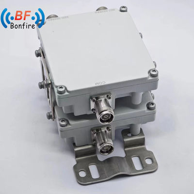 4.3-10f DIN-F N-F Direct RF Triplexer Diplexer Combiner για εσωτερικά/εξωτερικά τμήματα τηλεπικοινωνιών IP65