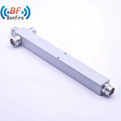 0.510kg Πακέτο Ακαθάριστο βάρος OEM/ODM 3 Way Power Splitter Divider 617-4000MHz SMA Γυναίκα