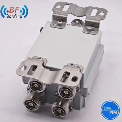 Δύο οδοι Τριπλέξερ RF διπλέξερ UHF RF Combiner 1710-1880 1920-2170 2300-2400 2500-2700MHz