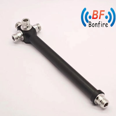 GFQ-XXXXXX 2/3/4 Way 300W Power Splitter 2400-6000MHz 4.3-10 Γυναίκα εσωτερικό / εξωτερικό IP65