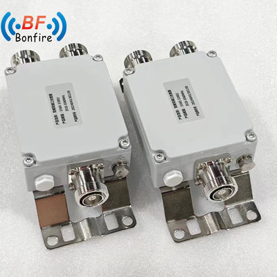 1710-1880 1920-2170 2300-2400 2500-2700MHz Low Pim -155dbc RF Πεντα-Band Συνδυαστής με DIN-Γυναίκα