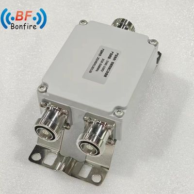 100W RF σταθερός αποσβεστήρας RF συνδυαστής 2300-2400 2500-2700MHz 40dB N τύπου διπλής ζώνης συνδυαστής