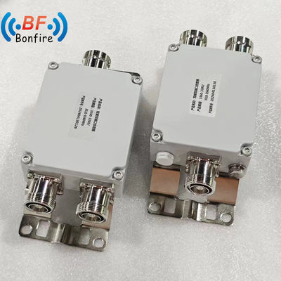 100W RF σταθερός αποσβεστήρας RF συνδυαστής 2300-2400 2500-2700MHz 40dB N τύπου διπλής ζώνης συνδυαστής
