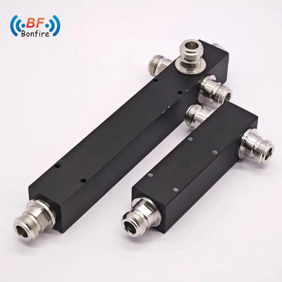 500W Δύο-Δρόμος Power Splitter 5000-6000MHz -155dBc 4.3-10 Γυναίκα IP65 Προσαρμοσμένο γκρι χρώμα