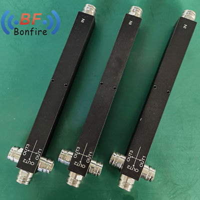 50W 2 Way Microwave Power Splitter Divider για εσωτερικό / εξωτερικό IP65 617-4000MHz N Γυναίκα