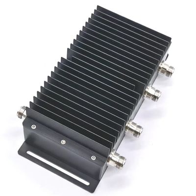 125dbc NF RF Παθητικός Υβριδικός Συνδυαστής RF Υβριδικός Συνδυαστής 4 σε 2 από 698-3800MHz N-F