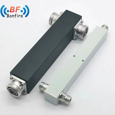 Υψηλής απόδοσης 698-3800MHz χαμηλού Pim 2 Way Reactive Power Splitter για τηλεπικοινωνιακά συστήματα