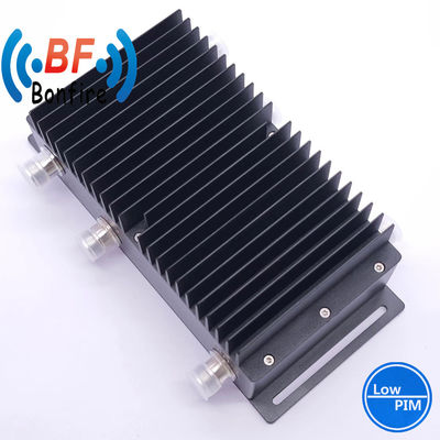 Γκρι 698-3800MHz 3dB Υβριδικό Συσκευαστή 4.3-10 Γυναίκα 4 σε 4 εκτός Συνδυασμός IP65 -160dbc