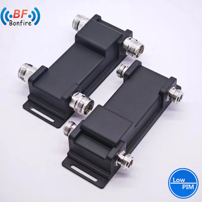 12.00cm * 7.00cm * 4.00cm 617-3800MHz 2 από 1 σε 3dB Υβριδικό συνδυαστικό ζευγάρι N Γυναίκα