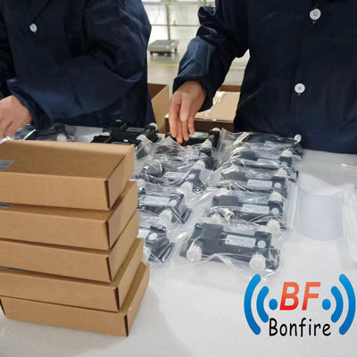 100W 90 βαθμούς 3dB RF υβριδικό ζευγάρι 698-4000MHz Υβριδικός συνδυαστής IP60 N Γυναικεία τύπου Κόκκινο