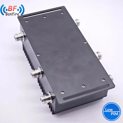 698-4000MHz RF 3dB Υβριδικός συνδυαστής 2X2 Υβριδικός συνδυαστής για ενδοκτιμητικό συνδυαστή DAS