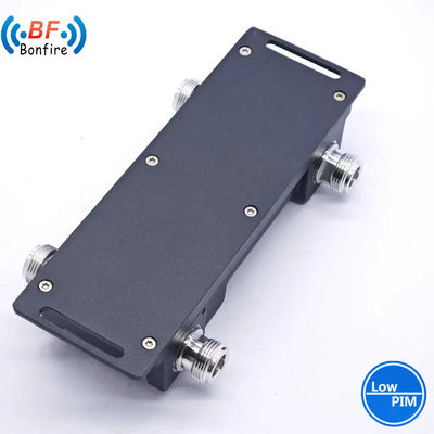 Υβριδικός συνδυαστής VHF 698-4000MHz 2X2 3dB Υβριδικός συνδυαστής για 4.3-10-F/DIN-F/N-F διεπαφή