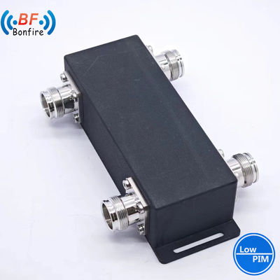 Γκρι 698-4000MHz UHF Υβριδικός Συνδυαστής 4 σε 1 έξω RF Υβριδικός Συνδυαστής για το In-Building Das