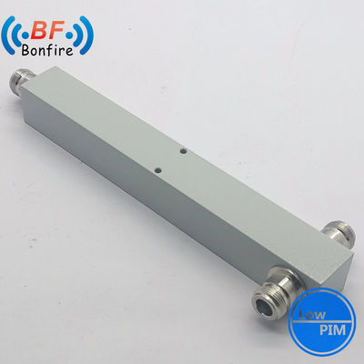 Δύο οδοι Power Splitter 0.6-6GHz 50W N SMA Γυναικείο Πακέτο Τηλεπικοινωνιών Ακαθάριστο βάρος 0.510kg