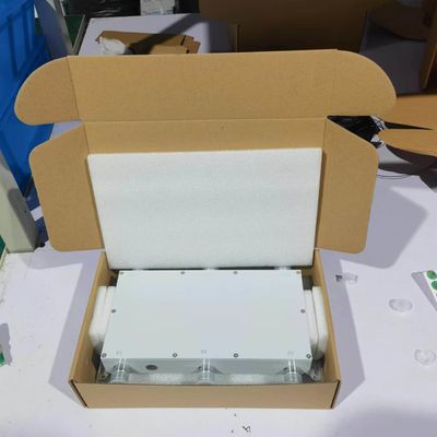 22.00cm * 10.00cm * 2.00cm 698-4000MHz Υβριδικός σύνδεσμος 3 X3 4.3-10