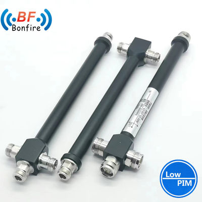 Προσαρμοσμένοι 0.5-6GHz 2 Way RF Power Splitters Μαύρο με SMA Connector RF Splitter