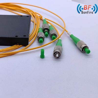 1*4 Μονό λειτουργία PLC Splitter 0,500kg με Μέγεθος συσκευασίας 25,00cm * 20,00cm * 10,00cm