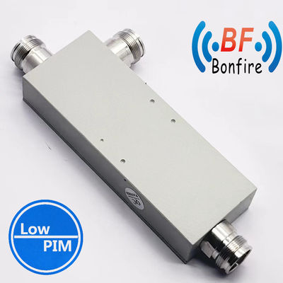 300W N Γυναικεία εσωτερική / εξωτερική IP65 χαμηλή Vswr 698-2700MHz κατευθυντικός ζεύγος ζεύξης κοιλότητας
