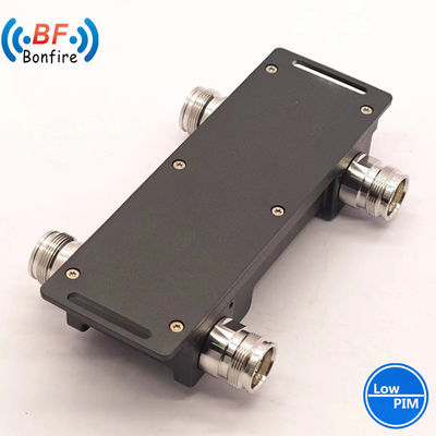 617-3800MHz N-Γυναίκα 200W 2 σε 2 από 3dB Συνδυασμός υβριδικών ζευγαρωτών για Ibs DIN-F/4.3-10-F