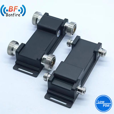2X2 Υβριδικός συνδυαστής με διεπαφή DIN-F/4.3-10-F/N-F και Pim -160dbc 617-3800MHz