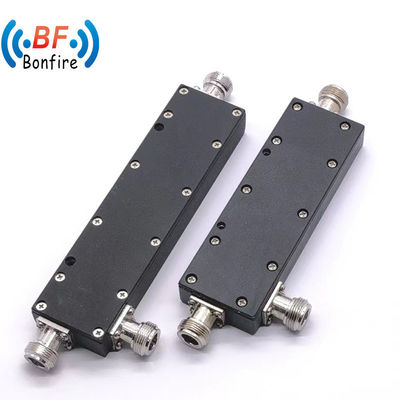 10dB 698MHz-3800MHz κατεστραμμένος κατευθυντικός σύνδεσμος με χαμηλή απώλεια εισαγωγής και βαθμό σύνδεσης 300W